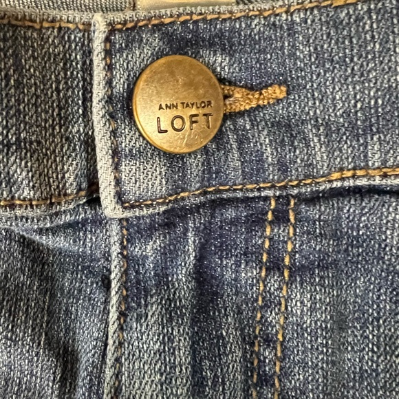 LOFT OUTLET GIRLFRIEND SKINNY JEANS • SIZE 0 • LIGHT|MEDIUM WASH - Picture 10 of 10